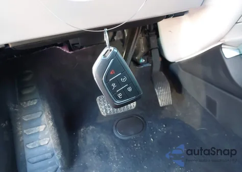 2024 Cadillac Lyriq Luxury W/1Sc from USA, damaged, VIN 1GYKPPRK9RZ100831